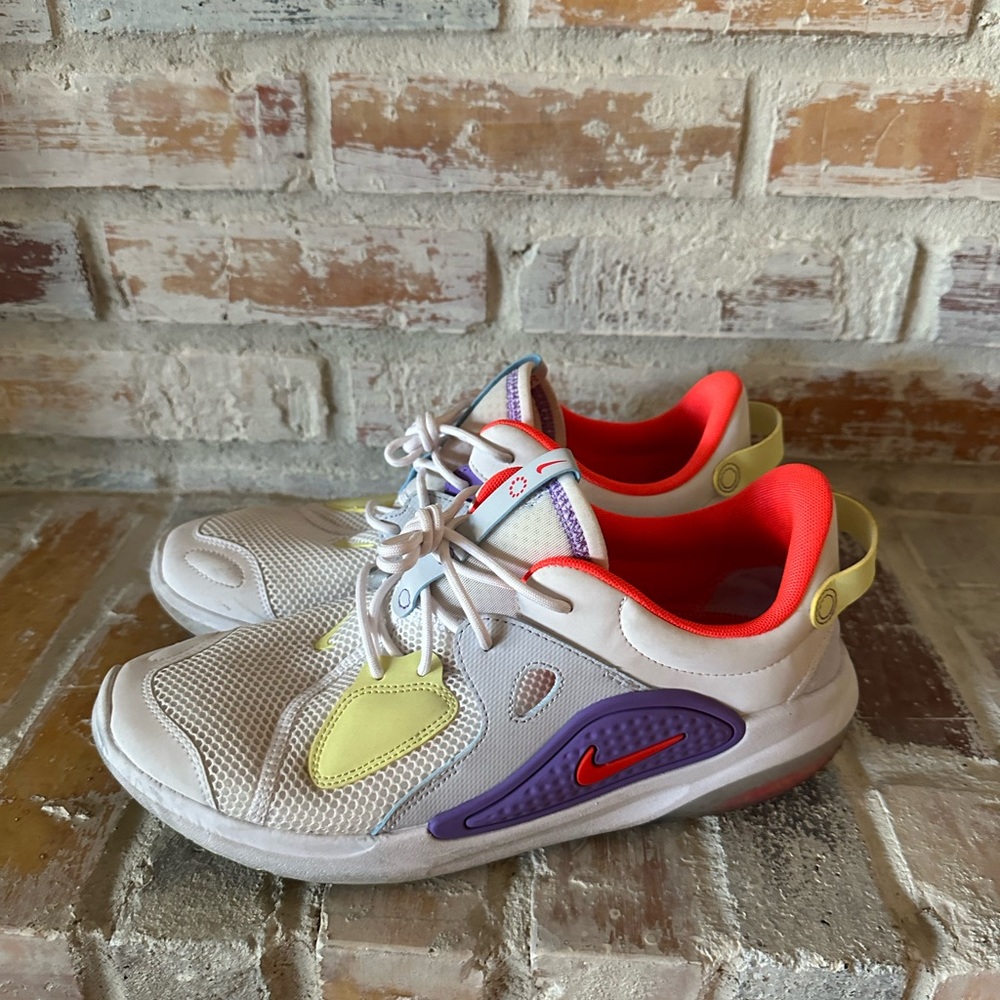 Men’s Nike Joyride Shoes